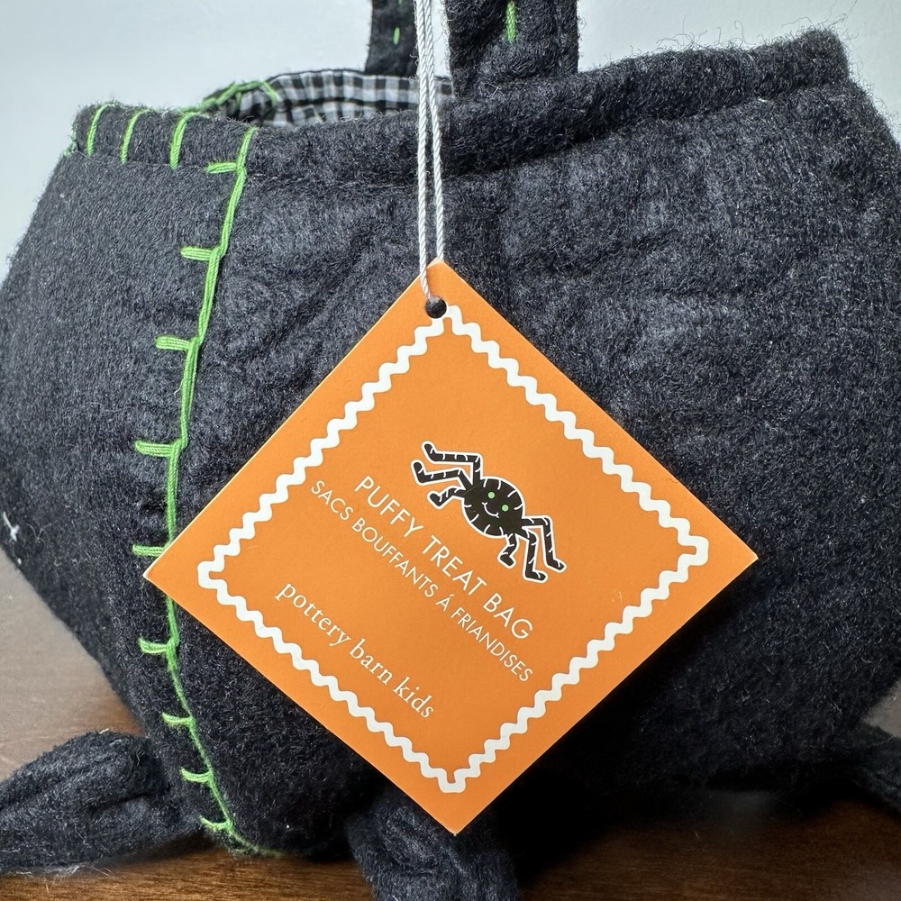 Pottery Barn Kids Spider Halloween Trick Or Treat Tote Back Candy Basket Retired - Picture 2 of 16